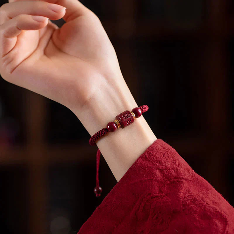 Bracelet rouge avec cinabre : Protection et vitalité