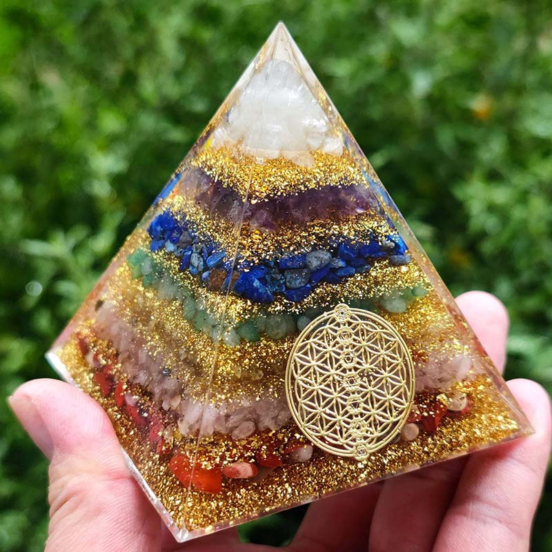 Pyramide Orgonite 7 Chakras