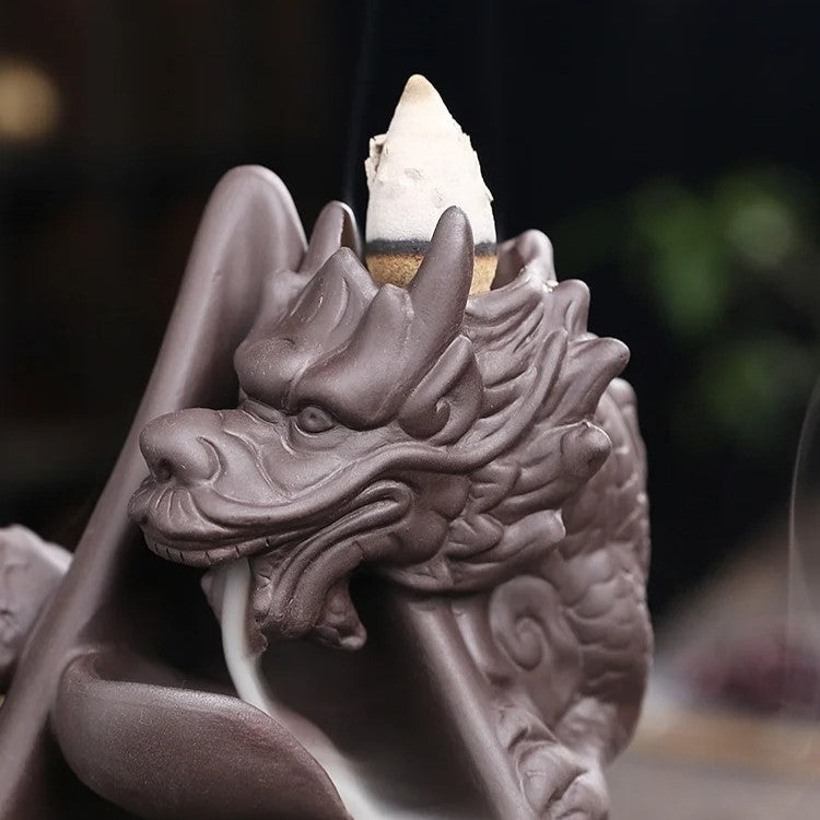 Sculpture Aromatique du Dragon Chinois - Effet Cascade - Inclus 10 Encens Offerts !